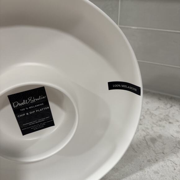 Dwell Studio CHIP & DIP Serving MATTE WHITE Melamine Platter Indoor Outdoor NEW - Picture 3 of 6